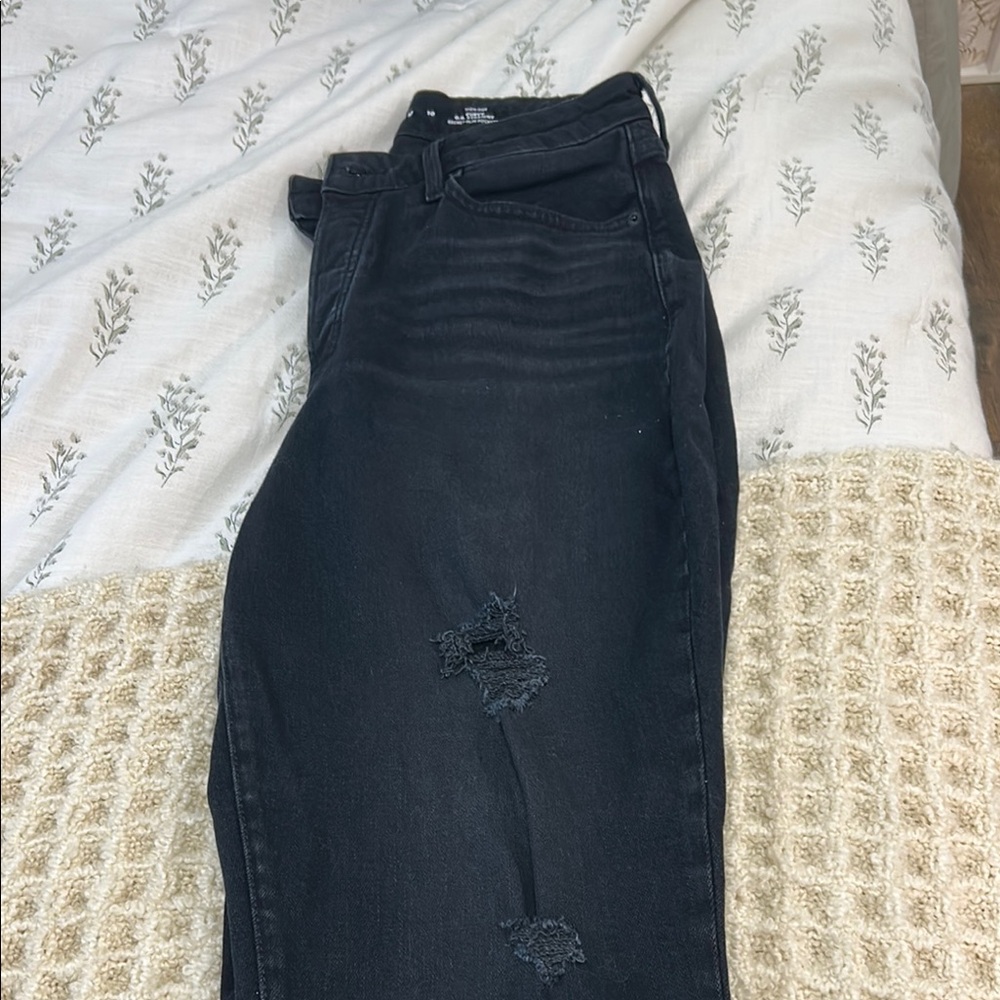 Women's Black Distressed Jeans